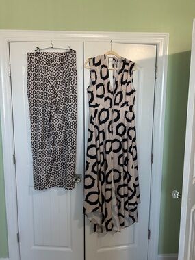 Ador Black and Cream Printed Pantsuit Set